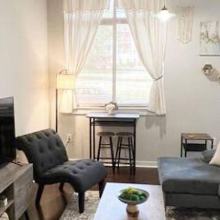 Townhouse In Uptown King Bed-Wi-Fi-Free Parking-Pool Διαμέρισμα Σάρλοτ Εξωτερικό φωτογραφία