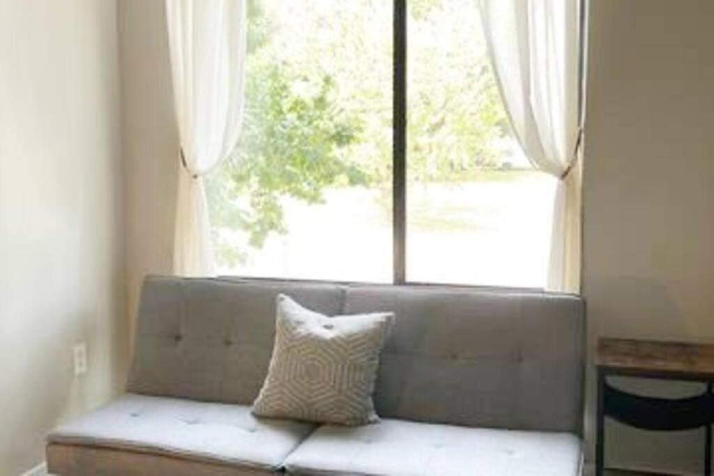 Townhouse In Uptown King Bed-Wi-Fi-Free Parking-Pool Διαμέρισμα Σάρλοτ Εξωτερικό φωτογραφία
