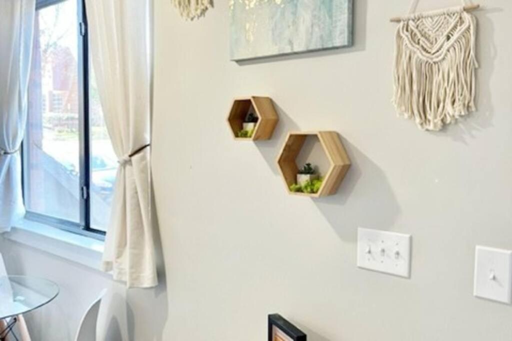 Townhouse In Uptown King Bed-Wi-Fi-Free Parking-Pool Διαμέρισμα Σάρλοτ Εξωτερικό φωτογραφία