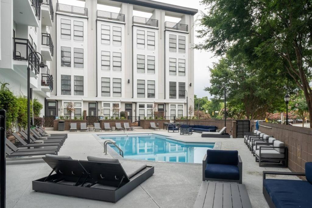 Townhouse In Uptown King Bed-Wi-Fi-Free Parking-Pool Διαμέρισμα Σάρλοτ Εξωτερικό φωτογραφία